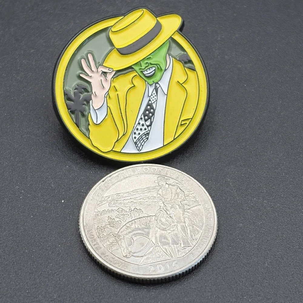 Jim‎ Carrey The Mask Movie Lapel Hat Pin